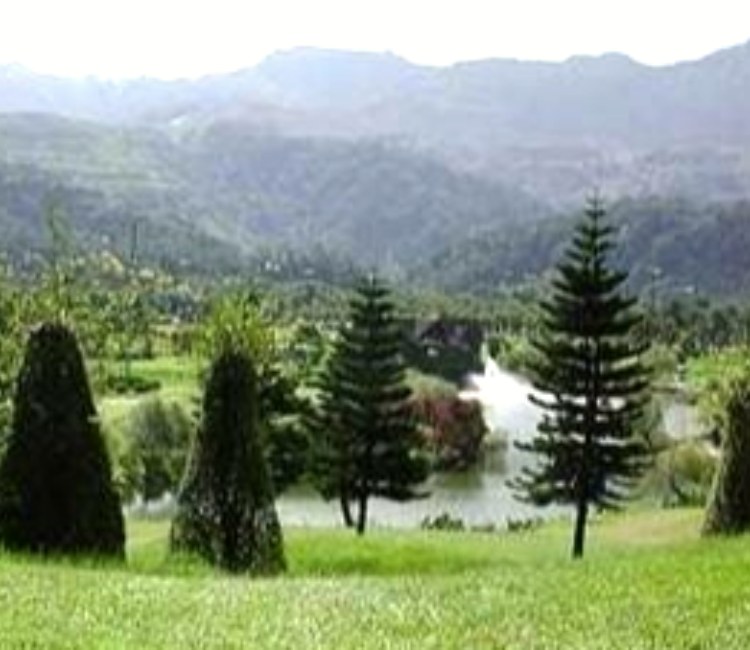 山溪地高爾夫球場